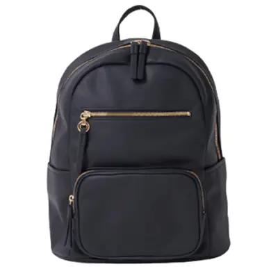 画像：黒のリュック